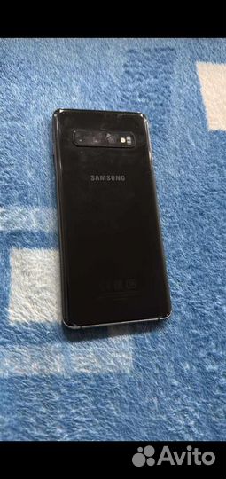 Samsung Galaxy S10, 8/128 ГБ