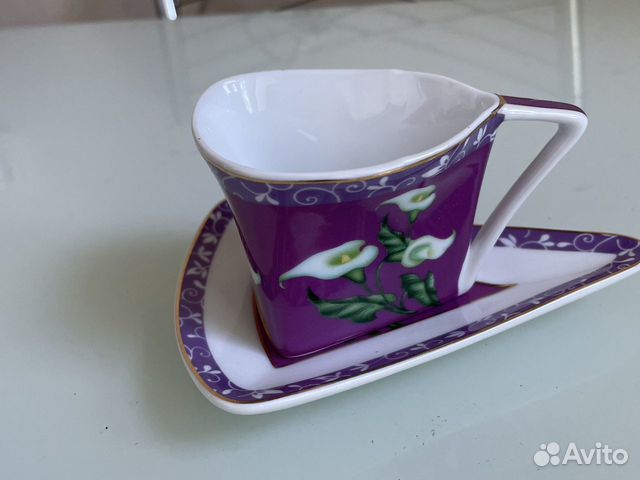 Чашка с блюдцем треугольные
