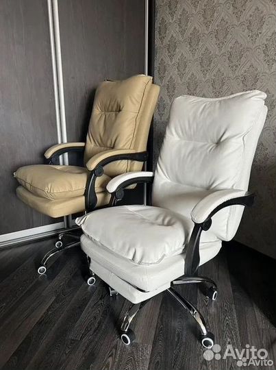 Компьютерное игровое кресло геймерское с массажем