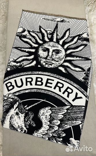 Шарф Burberry