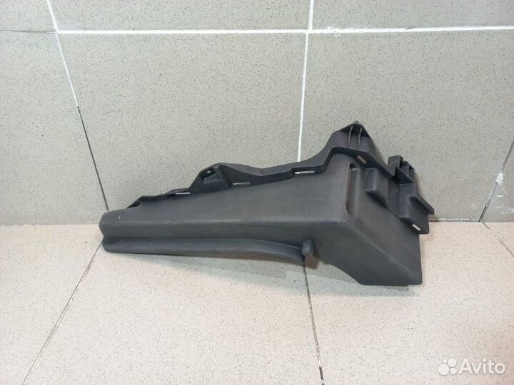 Держатель задней полки Skoda Rapid 1