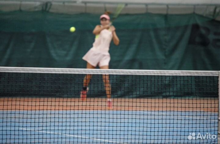 Тренер по теннису