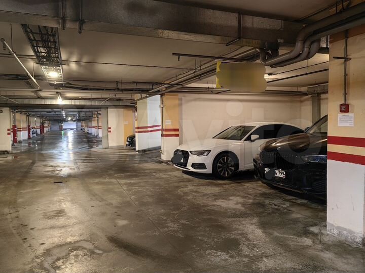 Машиноместо, 22 м²