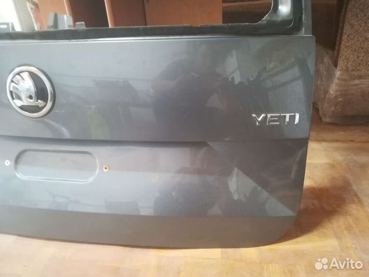 Крышка багажника хлопушка шкода йети skoda yeti