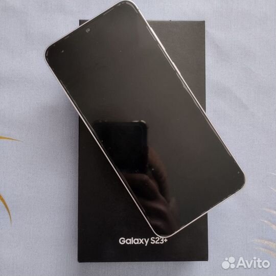 Samsung Galaxy S23+, 8/512 ГБ