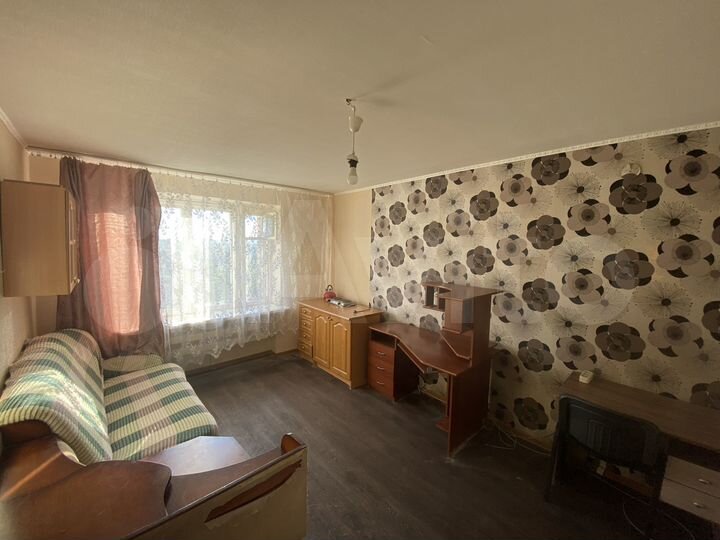 Комната 17 м² в 4-к., 8/9 эт.