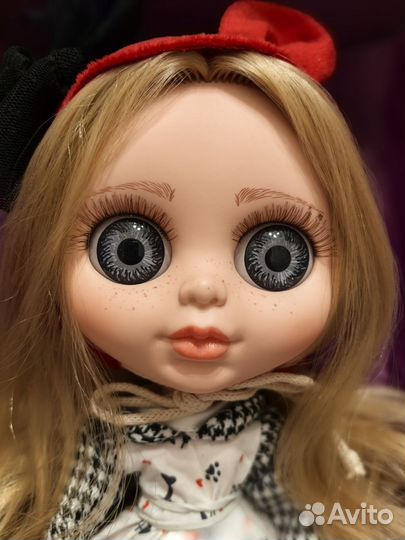 Кукла Biggers Berjuan Marianela Weber