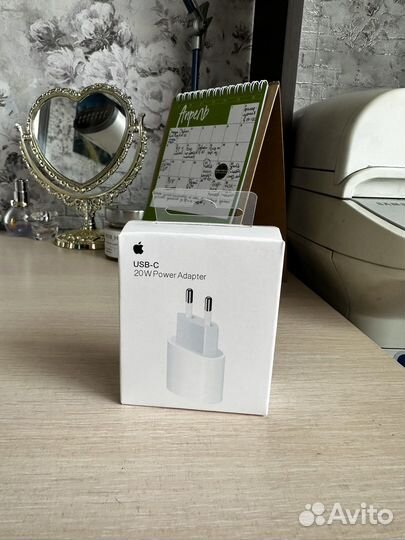 Адаптер для зарядки iPhone