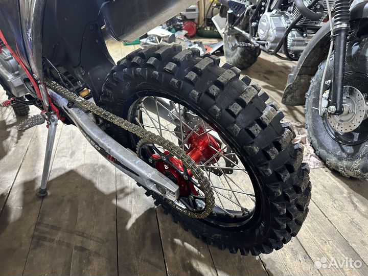 Эндуро мотоцикл Zuum