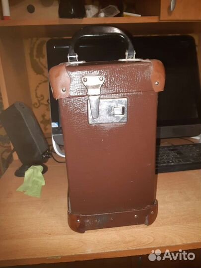 Термос в чемодане