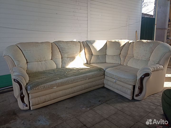 Угловой диван бу