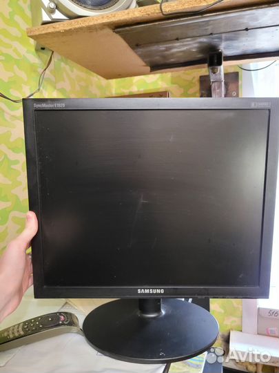 Монитор samsung