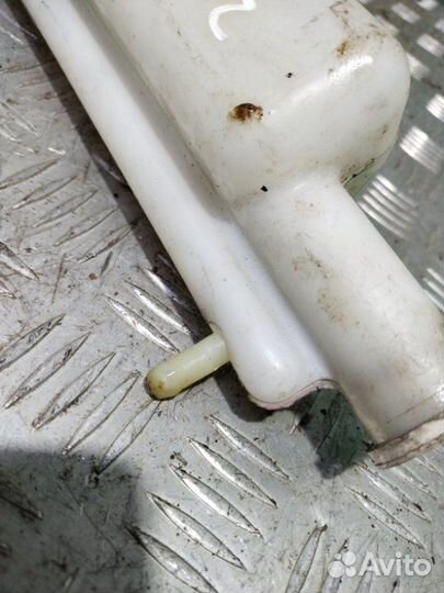 Бачок расширительный Mitsubishi Lancer 9 седан