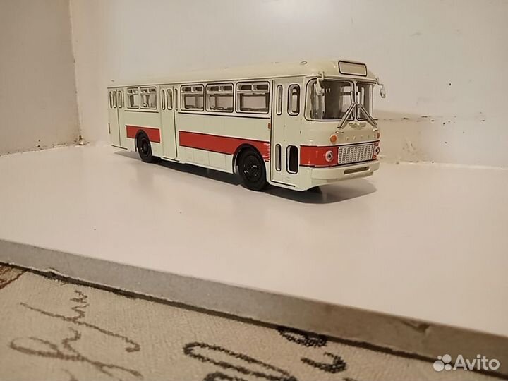 Модели автобусов М1:43