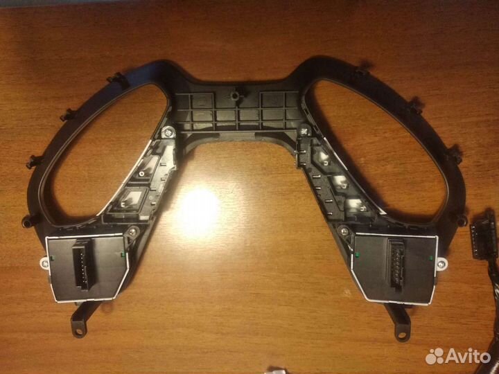 Рамка с кнопками круиз контроль на Кия Рио 3