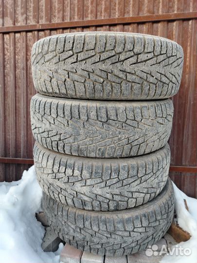 Nokian Tyres Hakkapeliitta 7 SUV 235/65 R17