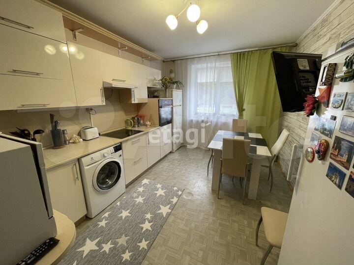 2-к. квартира, 64,4 м², 2/5 эт.