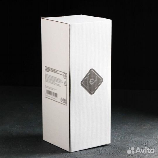 Кувшин стеклянный с металлической крышкой Magistro