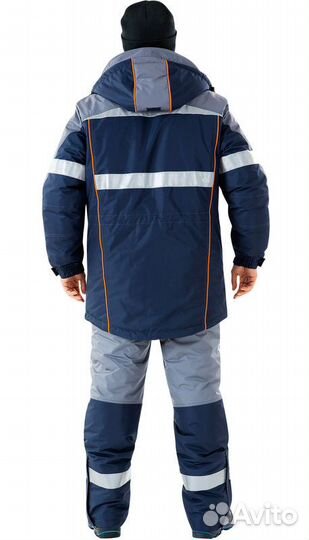 Продам зимний костюм 