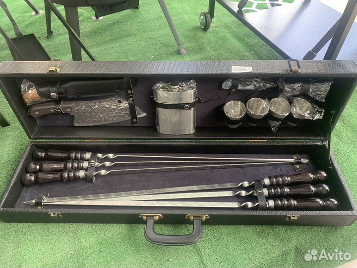 Подарочный набор шампуров в кейсе