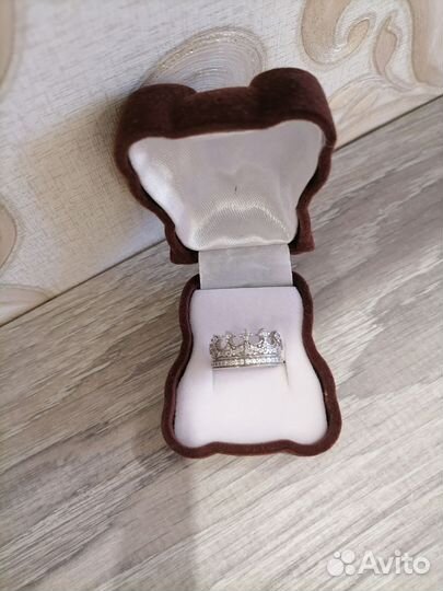 Серебряное кольцо