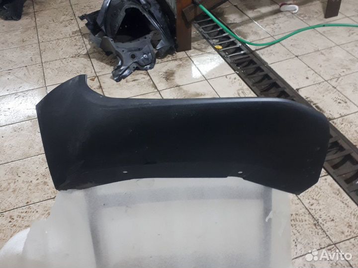 Накладка переднего бампера правая BMW X2 F39