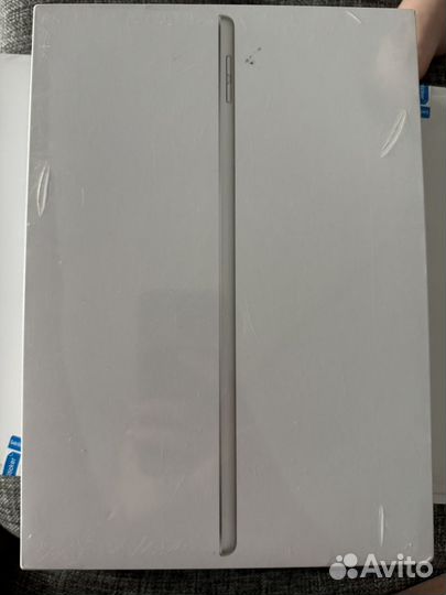 13-inch MacBook Air with Apple M1