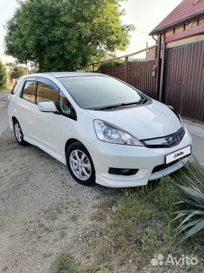 Honda Fit Shuttle 1.3 CVT, 2012, 140 000 км