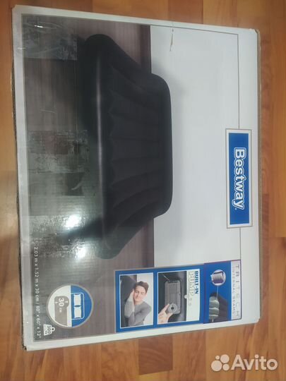 Надувной матрас двухспальный с насосом Bestway