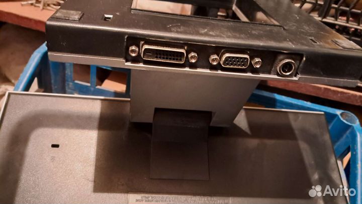 Монитор Samsung syncmaster 152T