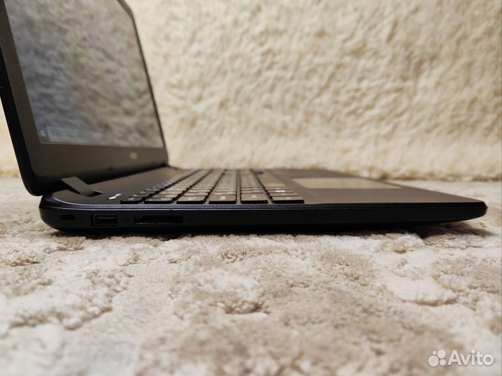 Мощный ноутбук Acer 1000 GB для работы