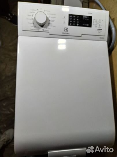 Стиральная машина с вертикальной загрузкой