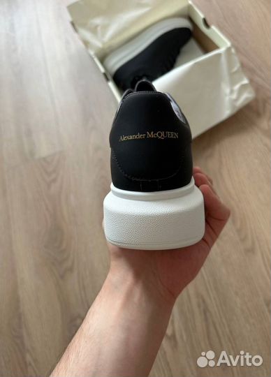 Кеды Alexander Mcqueen Черные