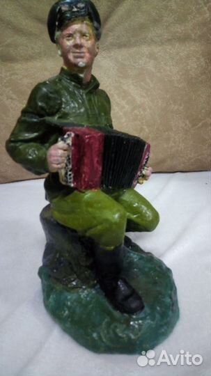Статуэтка василий Теркин