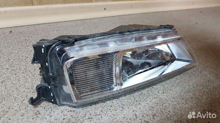 Левая противотуманная фара volkswagen tiguan 2