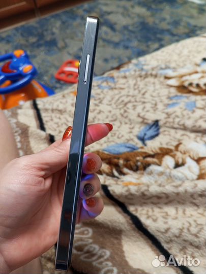 Мобильные телефоны бу андроид 16/1024