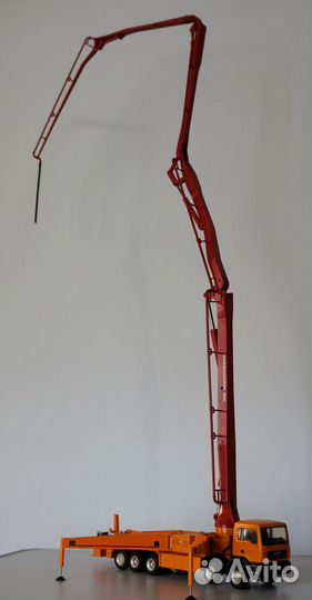 Бетононасос Putzmeister 52 на MAN 10x4 1/50