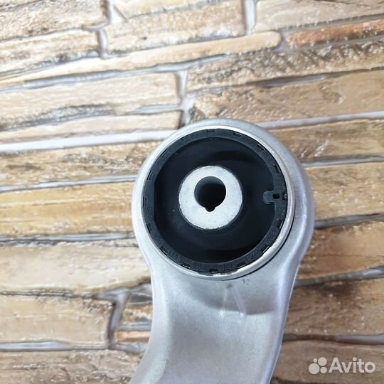 Рычаг передний BMW 730 G11 G12