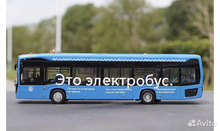 Коллекционная металлическая модель автомобиля