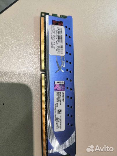 Память Kingston ddr3 2gb