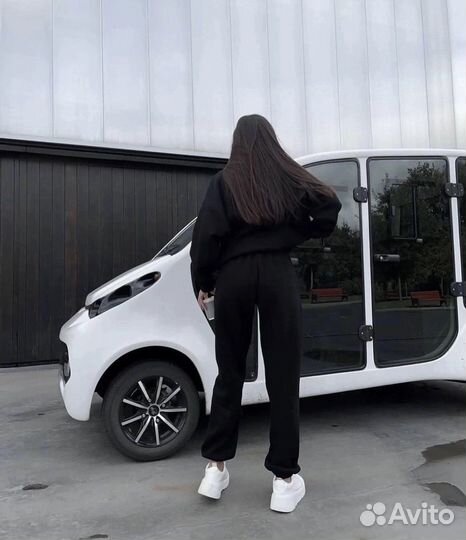 Спортивные костюмы