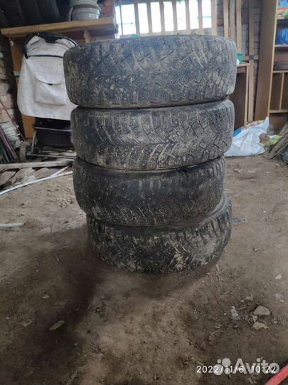 Michelin X-Ice North 4 185/65 R15