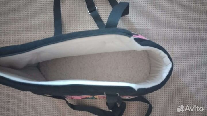 Переноска для кошек и собак