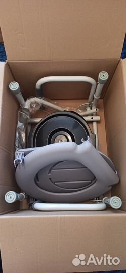 Кресло инвалидное с санитарным оснащением