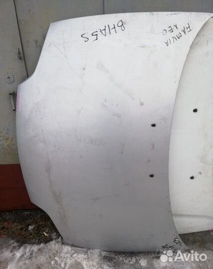 Капот Mazda Familia 323 BHA5S