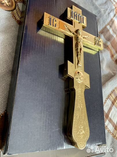 Золотой крест