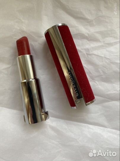 Губная помада