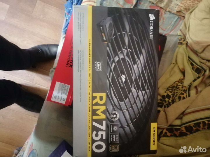 Блок питания corsair 750w