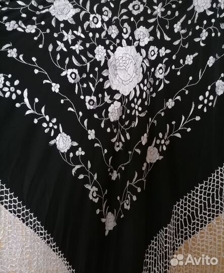 Мантон для фламенко, шаль вышитая, платок