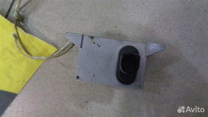 Датчик ускорения Volkswagen Touareg 2002-2010